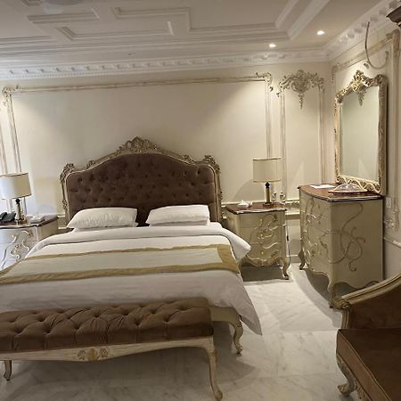 Arish Luxury Suites Skardu Exteriör bild