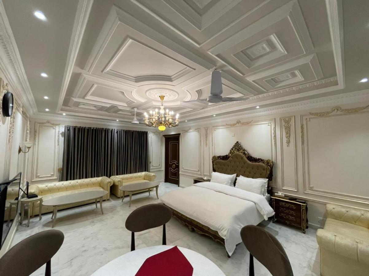 Arish Luxury Suites Skardu Exteriör bild